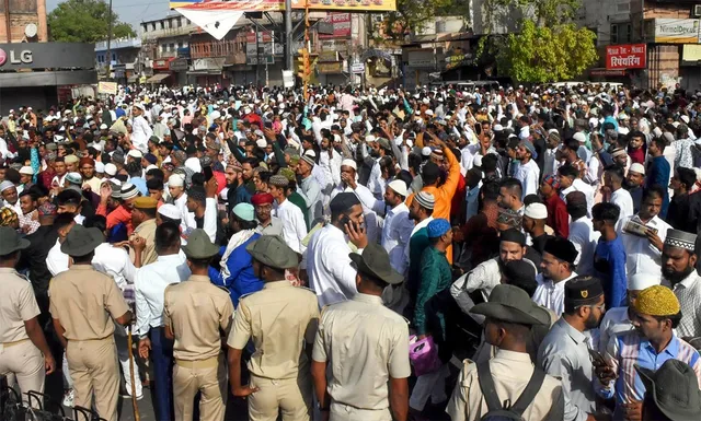 ଉଦୟପୁରରେ ସାଂପ୍ରଦାୟିକ ଉତ୍ତେଜନା ଚରମରେ: ହତ୍ୟାକାରୀ ପାକ୍ ଚରମପନ୍ଥୀ ଗୋଷ୍ଠୀ ଦାୱତ-ଏ-ଇସଲାମୀ ସହ ସଂଶ୍ଳିଷ୍ଟ