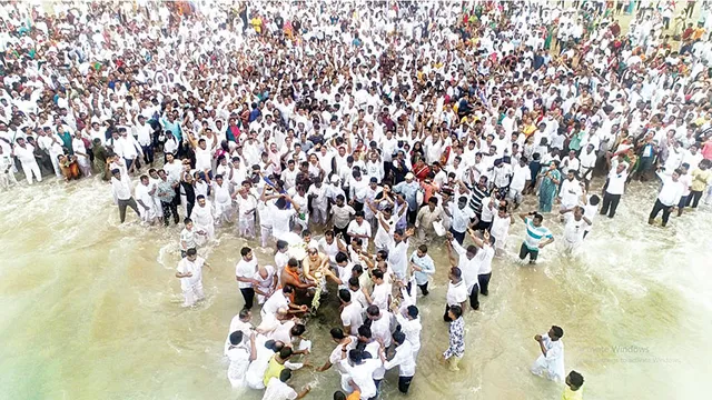 ମହୋଦଧିରେ ଶ୍ରୀଶ୍ରୀଦାଦାଙ୍କ ଚିତାଭସ୍ମ ବିସର୍ଜିତ