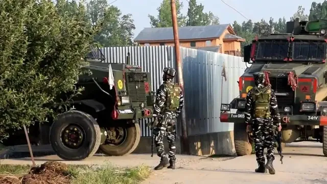 ଜମ୍ମୁ ଓ କଶ୍ମୀରର କୁଲ୍‌ଗାମ୍‌ରେ ଏନ୍‌କାଉଣ୍ଟର୍‌: ଜଣେ ଆତଙ୍କବାଦୀ ନିହତ