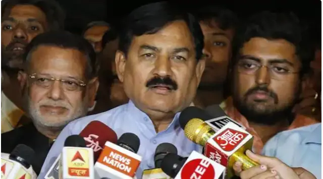 ମୁଁ କେମିତି ମରିଯାଏ..ପ୍ରେମିକା ଘରୁ ଧରାପଡିଥିବା କଂଗ୍ରେସ ନେତା ପତ୍ନୀଙ୍କ ନାମରେ ଆଣିଲେ ସଙ୍ଗୀନ ଅଭିଯୋଗ