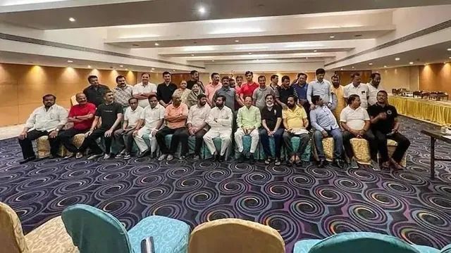 ବିମାନବନ୍ଦରରେ ବିଦ୍ରୋହୀ ବିଧାୟକଙ୍କ ଭବ୍ୟ ସ୍ବାଗତ ପାଇଁ କର୍ମୀଙ୍କୁ ପ୍ରସ୍ତୁତ ରହିବାକୁ କହିଲା ବିଜେପି