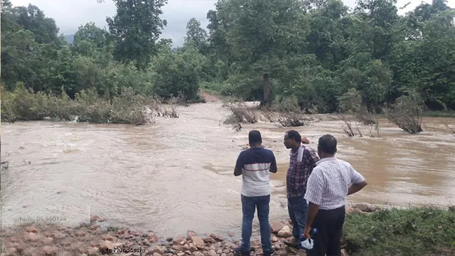ପ୍ରସୂତି ଉଚ୍ଛୁଳା ନଈ ପାରିହେବା ଘଟଣା: ପୋଲ ନିର୍ମାଣ ପାଇଁ ଅନୁଧ୍ୟାନ କଲେ ଅଧିକାରୀ