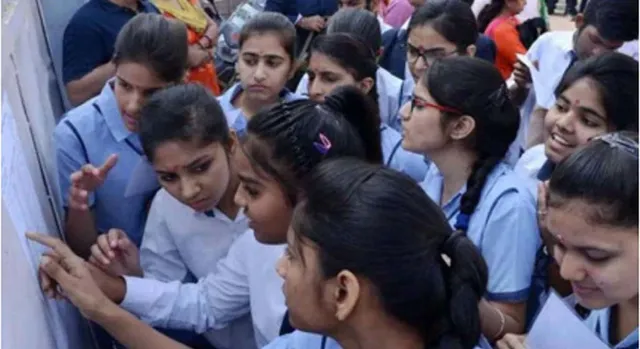 ମାଟ୍ରିକ୍‌ରେ ଆଶାତୀତ ସଫଳତା; ଯୁକ୍ତଦୁଇ ପାଇଁ ଅଡ଼ୁଆ