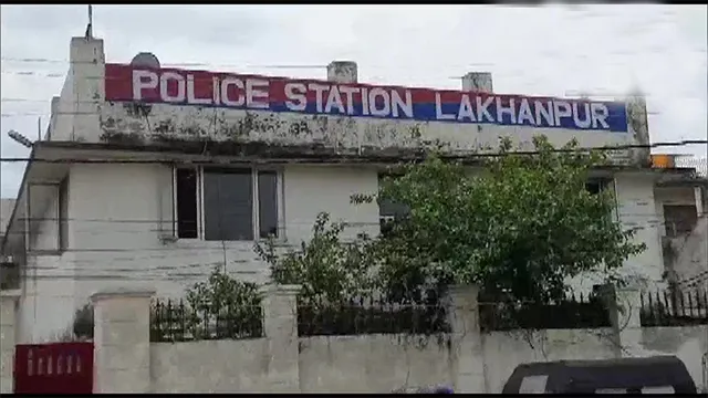 ୩ ଟ୍ରକ୍ ମଧ୍ୟରେ ଧକ୍କା, ଜଣେ ଚାଳକ ମୃତ, ଜଣେ ଆହତ