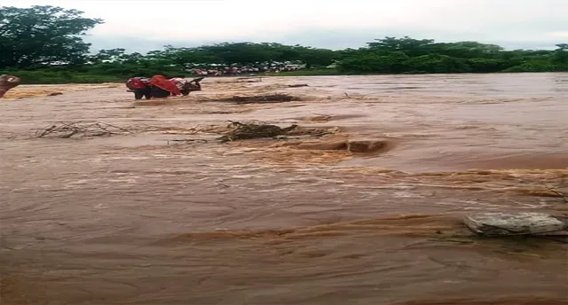 ସଇନ୍ତଳାରେ ବନ୍ୟା ପରିସ୍ଥିତି,ପାଣିରେ ଭାସିଯାଇ ଜଣେ ମୃତ