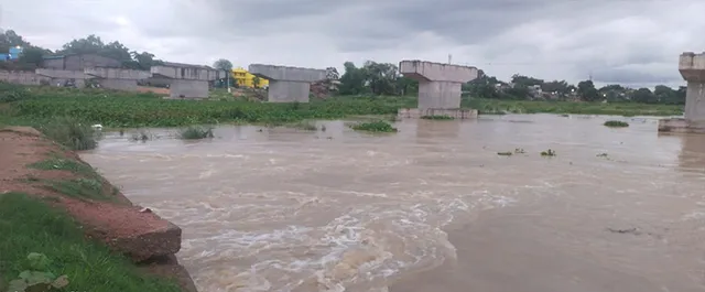 ବରଗଡ଼ ଜୀରା ବ୍ରିଜ୍ ନିର୍ମାଣରେ ଆହୁରି ବିଳମ୍ବ !