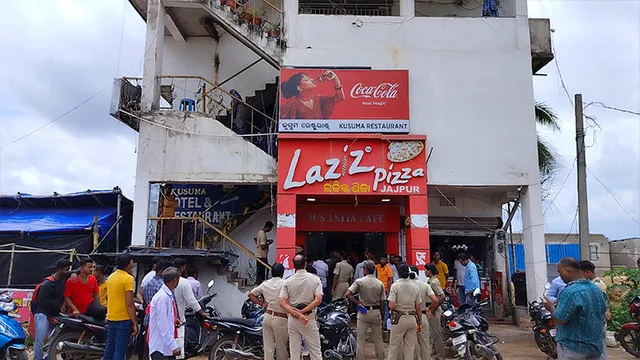 ଜିଲ୍ଲାପାଳଙ୍କ ନିର୍ଦ୍ଦେଶ ହାଇକୋର୍ଟରେ ଖାରଜ, ସିଲ୍‌ ରେଷ୍ଟୁରାଣ୍ଟକୁ ଖୋଲିଲେ ପୌର କର୍ମଚାରୀ