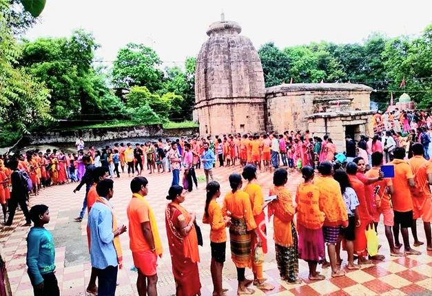 ଦ୍ବିତୀୟ ସୋମବାର, ରାଣୀପୁର ଝରିଆଲ ଗେରୁଆମୟ