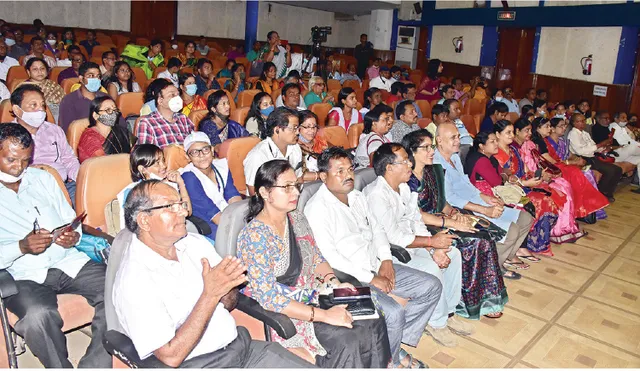 ଶିଶୁ ଭିତରେ ଲେଖକ ତିଆରି କରୁଛି ଏକାଡେମି: କବି ଅରୁଣ କମଲ