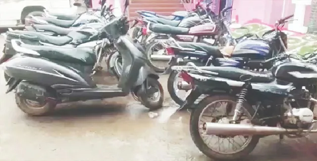 ୧୦ ଚୋରା ବାଇକ୍ ଜବତ