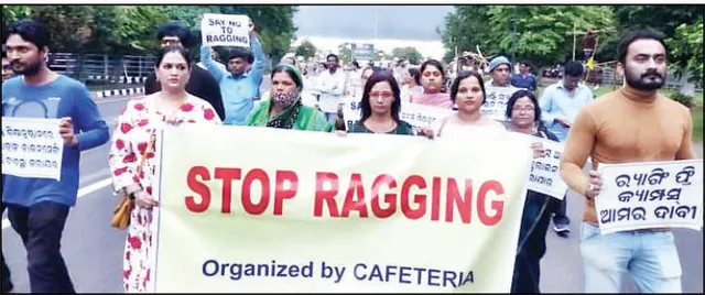 ରୁଚିକା ମୃତ୍ୟୁ ମାମଲା: ନ୍ୟାୟ ଦାବିରେ ବିକ୍ଷୋଭ