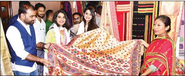 ଆରମ୍ଭ ହେଲା ‘ସିଲ୍କ ଇଣ୍ଡିଆ’ ପ୍ରଦର୍ଶନୀ