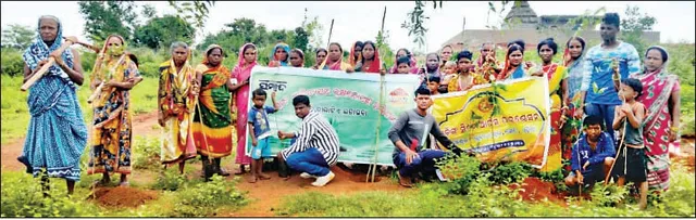 ‘ସମ୍ବାଦ ସାହିତ୍ୟଘର’ ପକ୍ଷରୁ ବୃକ୍ଷ‌ରୋପଣ