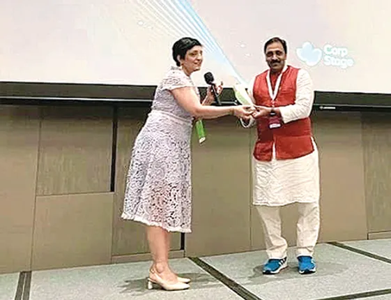 ପ୍ରିୟଦର୍ଶୀ ମିଶ୍ରଙ୍କୁ ଗ୍ରିଟ୍‌ ସମ୍ମାନ