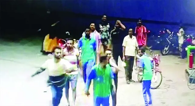 ପେଟ୍ରୋଲ୍‌ ପମ୍ପ୍‌ରେ ଭଙ୍ଗାରୁଜା, ୪୦ ହଜାର ଲୁଟ୍‌