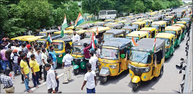 ମୋ ଇ-ରାଇଡ୍‌ ଯୋଜନା ବନ୍ଦ ଦାବିରେ ଅଟୋ ଶୋଭାଯାତ୍ରା
