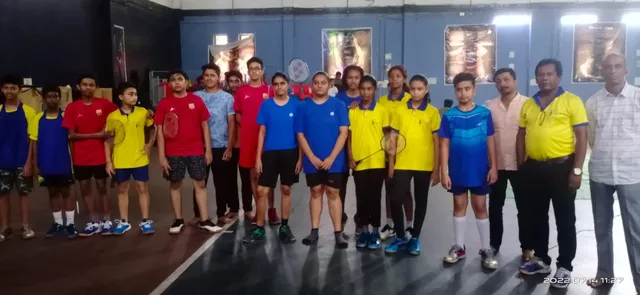 କ୍ରୀଡା ଭିତ୍ତିଭୂମି ନିର୍ମାଣ: ବ୍ୟାଡମିଣ୍ଟନ କୋଟରେ ଲାଗିବ ଟେନିସ ମ୍ୟାଟ୍, ଖେଳାଳିଙ୍କ ପ୍ରତିବାଦ