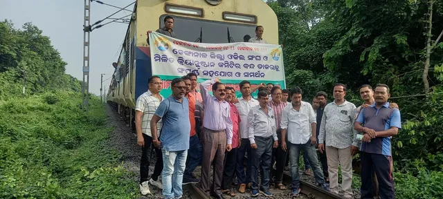 ୧୨ ଘଣ୍ଟିଆ ଢେଙ୍କାନାଳ ବନ୍ଦ: ସାଧାରଣ ଜୀବନଯାତ୍ରା ବାଧାପ୍ରାପ୍ତ