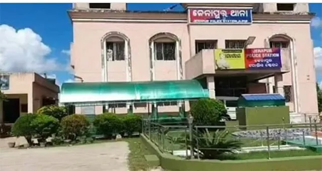 ଥାନା ପାଇଖାନାରେ ଫିନାଇଲ ପିଇଲେ ଅଭିଯୁକ୍ତ