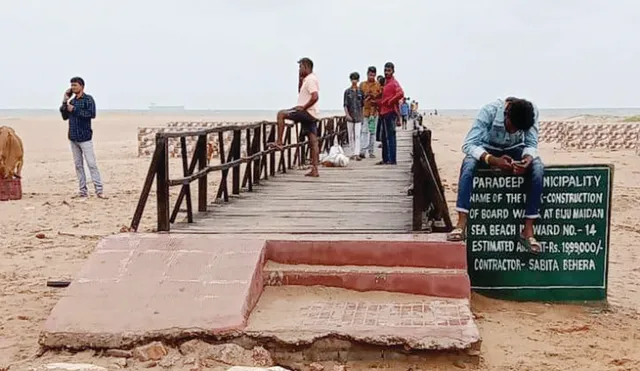 ଉଜୁଡ଼ୁଛି ବେଳାଭୂମି ସୌନ୍ଦର୍ଯ୍ୟ; ଇକୋ-ରିଟ୍ରିଟ୍ ଯୋଜନା ପ୍ରହସନ!