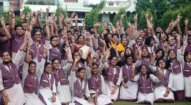 ସିବିଏସ୍‌ଇ ଦଶମ ପରୀକ୍ଷାଫଳ, କଟକରେ ୧୧ ଜଣ ରଖିଛନ୍ତି ୯୯ ପ୍ରତିଶତରୁ ଅଧିକ ନମ୍ବର