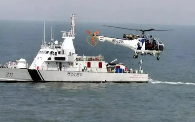 ଯାହାଙ୍କୁ ଖୋଜିବାକୁ ନୌସେନାର ଖର୍ଚ୍ଚ ହେଲା ୧ କୋଟି, ସେ ମିଳିଲେ ବୟଫ୍ରେଣ୍ଡ୍ ସହ