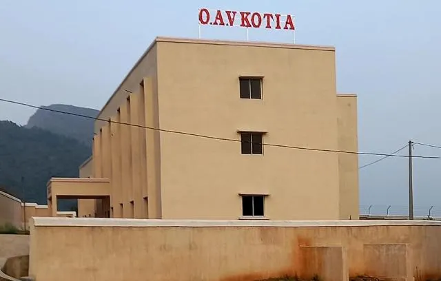 କୋଟିଆରେ ଆରମ୍ଭ ହେଲା ଓଡ଼ିଶା ଆଦର୍ଶ ବିଦ୍ୟାଳୟ, ଛାତ୍ରଛାତ୍ରୀଙ୍କ ପାଇଁ ନିଃଶୁଳ୍କ ବସ୍‌ ସେବା