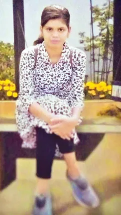 ବିଜେବି କଲେଜ ଛାତ୍ରୀ ରୁଚିକା ମହାନ୍ତି ମୃତ୍ୟୁ ଘଟଣା, ଝୁରୁଛନ୍ତି ଗ୍ରାମବାସୀ, ସାଙ୍ଗସାଥୀ; ପରିବାର ଆଖିରୁ ଶୁଖୁନି ଲୁହ