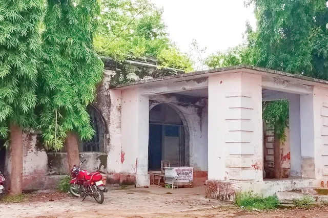 ମାଟିରେ ମିଶିଯିବ ରାଜତନ୍ତ୍ର ସମୟର ତହସିଲ୍‌ କାର୍ଯ୍ୟାଳୟ