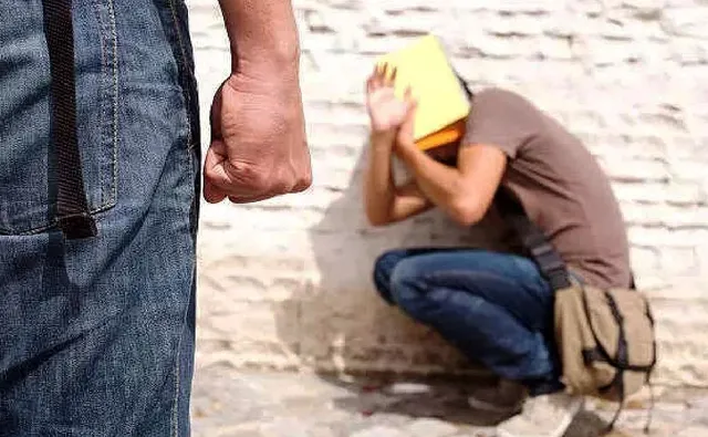 ତକିଆ ସହ ମୈଥୁନ କର; ଝିଅଙ୍କ ସହ ଦୁର୍ବ୍ୟବହାର କର: ଇନ୍ଦୋର ‘ଏମ୍‌ଜିଏମ୍‌’ ମେଡିକାଲ୍‌ କଲେଜ୍‌ରେ ରାଗିଙ୍ଗ୍‌