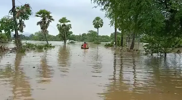 ବନ୍ୟା ପରିସ୍ଥିତିରେ ସାମାନ୍ୟ ସୁଧାର: ମୋଟୁବାସୀଙ୍କୁ ସାମାନ୍ୟ ଆଶ୍ବସ୍ତି