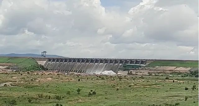 ହୀରାକୁଦରୁ ଛଡ଼ାଗଲା ପ୍ରଥମ ବନ୍ୟାଜଳ