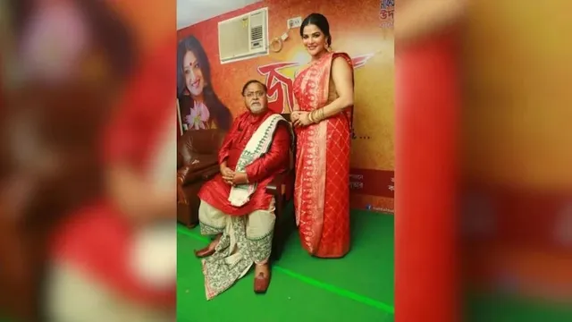 ଦୁର୍ନୀତି ମାମଲାରେ ଇଡି ପ୍ରଶ୍ନକୁ ଏଡ଼େଇ ଗଲେ ପାର୍ଥ; ଘନିଷ୍ଠ ସହ‌ଯୋଗୀ ଅର୍ପିତାଙ୍କ ପକ୍ଷରୁ ମିଳିଲା ପୂର୍ଣ୍ଣ ସହଯୋଗ