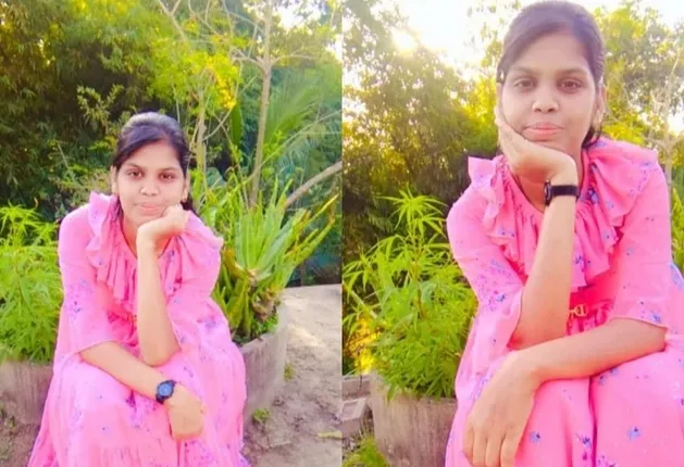 ବିଜେବି କଲେଜ ଛାତ୍ରୀ ରୁଚିକାଙ୍କ ଆତ୍ମହତ୍ୟା: ତୃତୀୟ ଦିନରେ ଧାରଣା, ମାଆଙ୍କ ସହ ଛାତ୍ରଛାତ୍ରୀ ବି ଭିଜୁଛନ୍ତି ବର୍ଷାରେ