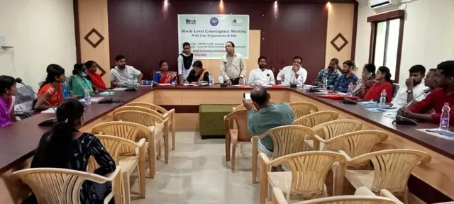 ସରକାରୀ କର୍ମଚାରୀ ଏବଂ ଲୋକ ପ୍ରତିନିଧିଙ୍କ ସମନ୍ୱୟ ବୈଠକ