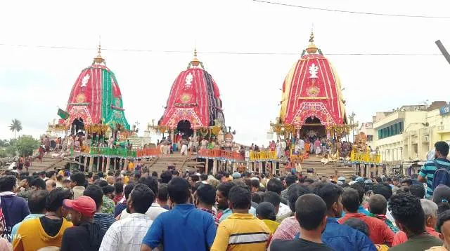 ନୀଳାଦ୍ରି ବିଜେ: ଗୋଟି ପହଣ୍ଡିରେ ରତ୍ନବେଦୀକୁ ଫେରିବେ ଶ୍ରୀଜିଉ, ମା’ଲକ୍ଷ୍ମୀଙ୍କୁ ରସଗୋଲା ଦେଇ କରିବେ ମାନଭଞ୍ଜନ