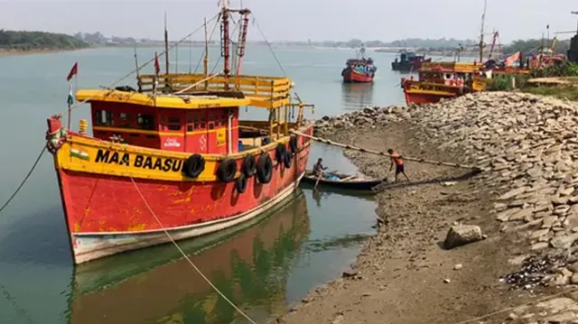 ପଦାକୁ ଆସିଲା ମତ୍ସ୍ୟ ବିଭାଗ ଆଉ ଏକ କେଳେଙ୍କାରୀ: ନୀଳ ବିପ୍ଲବ ଯୋଜନା ଅର୍ଥକୁ ବି ସ୍ବାହା!