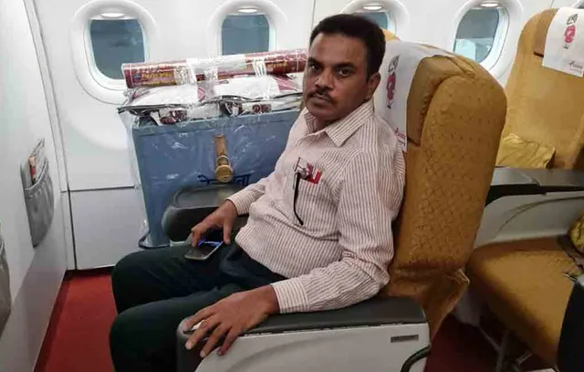 ରାଷ୍ଟ୍ରପତି ନିର୍ବାଚନ ପାଇଁ ବିମାନରେ ‘ବାଲଟ୍‌ ବକ୍ସ୍‌’ ମାଲ୍‌ ନୁହେଁ, ଯାତ୍ରୀ ହିସାବରେ ଯାଏ