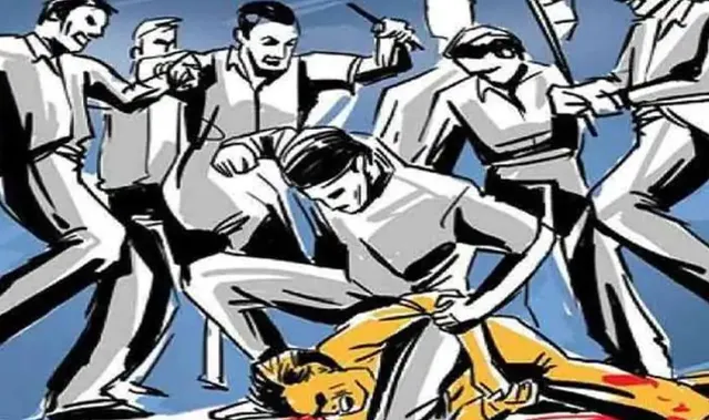 ମହଙ୍ଗା ପଡ଼ିଲା ଅସଦାଚରଣ : ଆଇନ ହାତକୁ ନେଲେ; ନିର୍ଦ୍ଧୁମ୍ ଛେଚିଲେ, ମୁହଁରେ କଳା ବୋଳି ଅଭିଯୁକ୍ତକୁ ଗାଁଦାଣ୍ଡରେ ବୁଲାଇଲେ