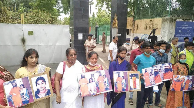 ସ୍ୱାମୀ ମୁକୁନ୍ଦାନନ୍ଦଙ୍କ ବିରୋଧରେ ଅଭିଯୋଗ ଘଟଣା: ପରିବାର ଲୋକଙ୍କ ଅଭିଯୋଗକୁ ସୁଧାଙ୍କ ଖଣ୍ଡନ