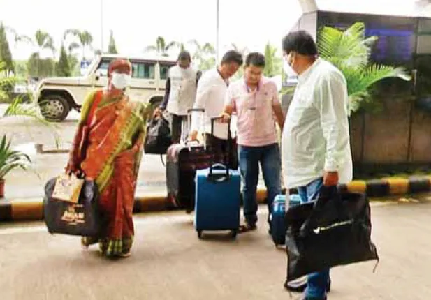 ସୋମବାର ରାଷ୍ଟ୍ରପତି ଭାବେ ଶପଥ ନେବେ ଦ୍ରୌପଦୀ; ଶାଢ଼ି, ଆରିସା ଓ ଗୁଡ଼ପିଠା ନେଇକି ଗଲେ ଭାଇଭାଉଜ