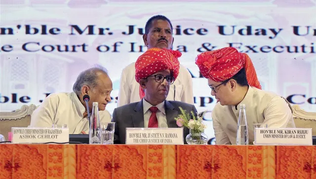 ତରବରିଆ ଗିରଫଦାରୀ ନେଇ ପ୍ରଧାନ ବିଚାରପତିଙ୍କ ଉଦ୍‌ବେଗ