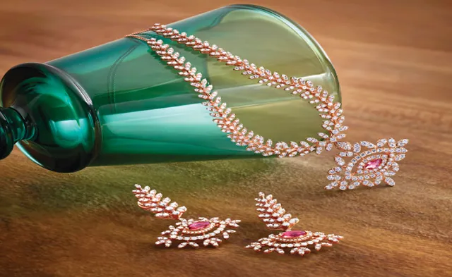 ତନିସ୍କର ‘ଏଭ୍ରି ଓମ୍ୟାନ୍ ଏ ଡାଇମଣ୍ଡ୍‌’