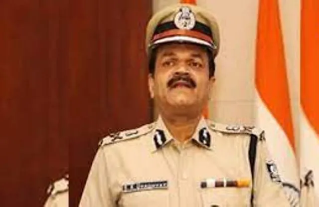 ଅଗ୍ନିଶମ ଡିଜିଙ୍କ ନାମରେ ହ୍ବାଟସଅପରେ ଫେକ ଆକାଉଣ୍ଟ