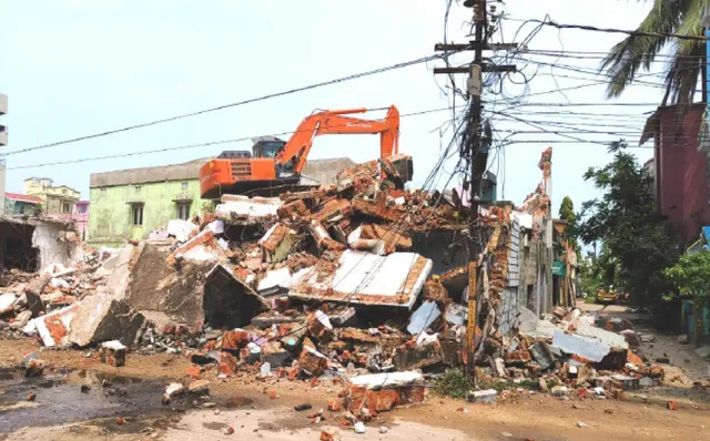 ସିଦ୍ଧ ମହାବୀର ରେଳ ଓଭରବ୍ରିଜ ଜମି ଅଧିଗ୍ରହଣ: ମହାପ୍ରଭୁଙ୍କ ଅମୃତ ମଣୋହୀ ଜମିରେ କେଳେଙ୍କାରି!