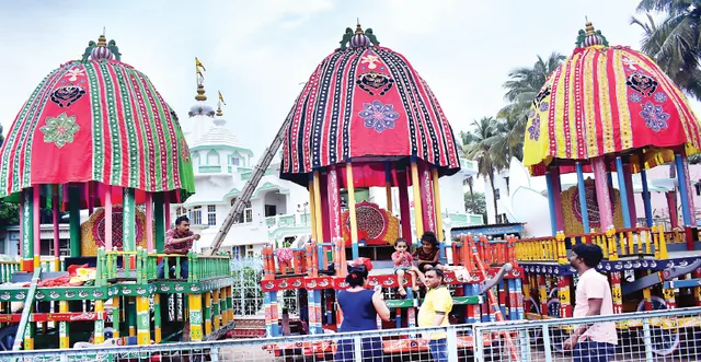 ରାଜଧାନୀରେ ୫୦ ବର୍ଷର ରଥ ପରମ୍ପରା: ରଥେ ତୁ ବାମନଂ...