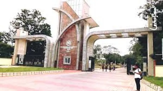 ପ୍ରଶ୍ନପତ୍ର ଲିକ୍: ସମ୍ବଲପୁର ବିଶ୍ୱବିଦ୍ୟାଳୟର ଏଜୁକେସନ୍ ୬ଷ୍ଠ ସେମିଷ୍ଟର ପରୀକ୍ଷା ବାତିଲ