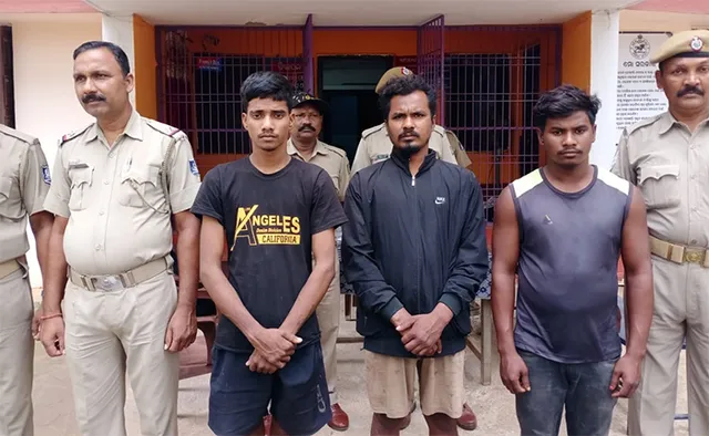 ବାଇକ୍ ଚୋରି ଘଟଣାର ପର୍ଦ୍ଦାଫାସ; ୪ ବାଇକ୍ ଉଦ୍ଧାର, ୩ ଗିରଫ