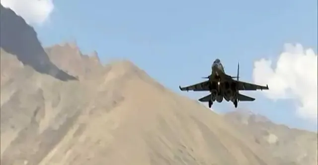 ଏଲ୍‌ଏସିରେ ଚୀନ୍‌ ଯୁଦ୍ଧ ବିମାନ ଉଡ଼ାଉଛି: ଭାରତକୁ ଉସୁକାଉଛି, ବାୟୁସେନାର ସତର୍କ ନଜର