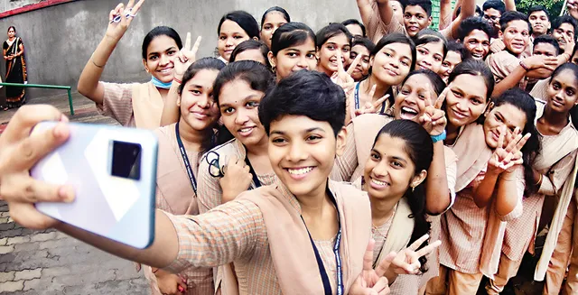 ପିଲା ପଢିବେ କେଉଁଠି? ସବୁ ପ୍ରଥମ ଶ୍ରେଣୀରେ ପାସ୍, ବିଜ୍ଞାନରେ ସିଟ୍ ନାହିଁ